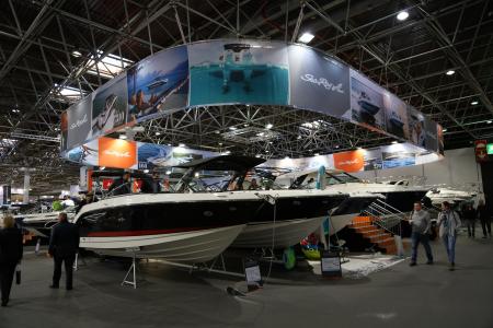 Experience the Sea Ray stand at Boot Düsseldorf in virtual reality